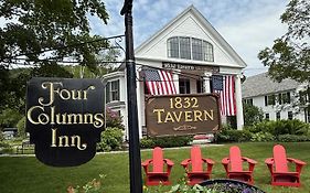 The Four Columns Inn & 1832 Tavern